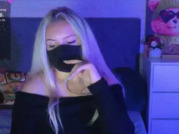 Victoria-  live sex cam