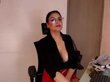 Zuzana21  live sex cam