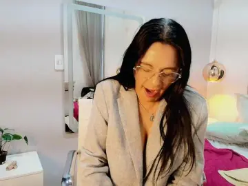Zuzana21  live sex cam