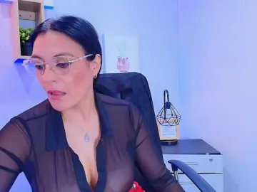 Zuzana21  live sex cam