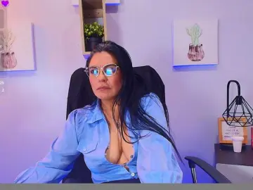 Zuzana21  live sex cam