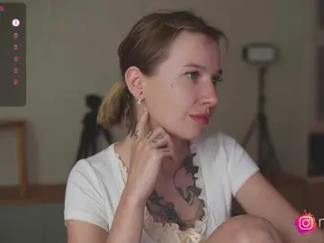 Mel-collins  live sex cam