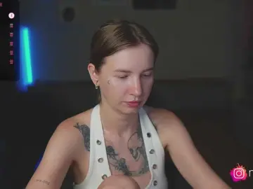 Mel-collins  live sex cam