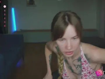 Mel-collins  live sex cam