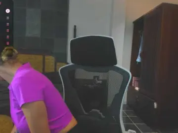 Mel-collins  live sex cam