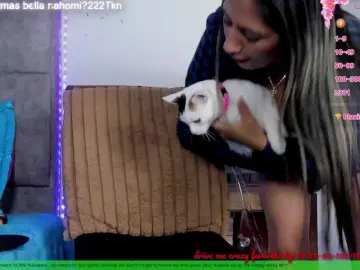 Nahomiblakee  live sex cam