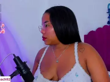 Sammypeach  live sex cam