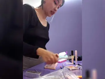 AmyJoness1  live sex cam