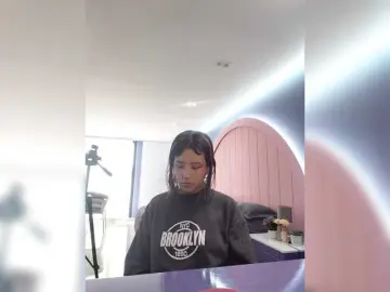AmyJoness1  live sex cam