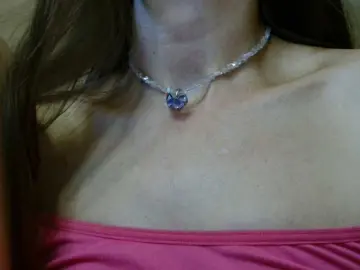 TvoyaIgrushka  live sex cam