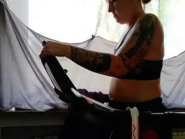 Wetgerman2  live sex cam