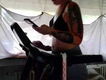 Wetgerman2  live sex cam