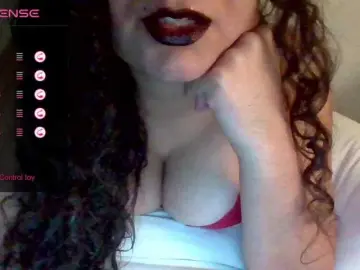 Baby-is-bored  live sex cam