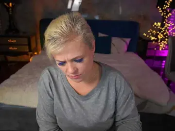 CrystalVibe  live sex cam