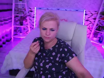 CrystalVibe  live sex cam