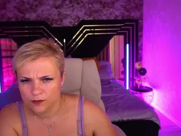 CrystalVibe  live sex cam
