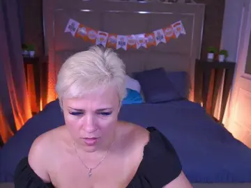 CrystalVibe  live sex cam