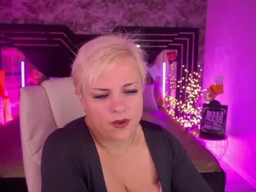 CrystalVibe  live sex cam