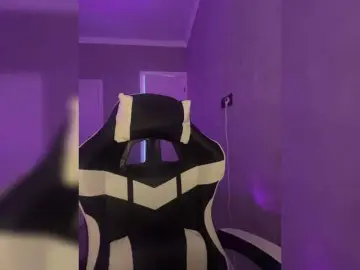 Milashka66  live sex cam