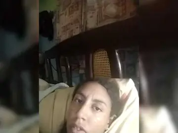 Nova-Quinn  live sex cam