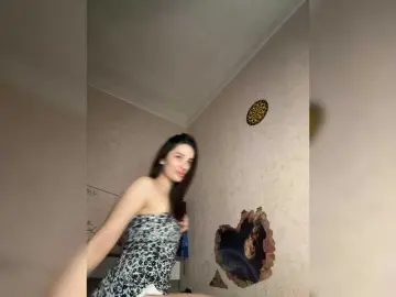 Vika96-1  live sex cam