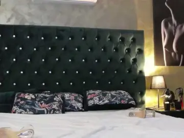Alettadaimond  live sex cam