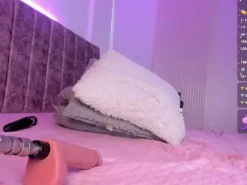 Amber-fox  live sex cam