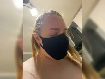 Donut-red  live sex cam