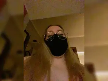 Donut-red  live sex cam