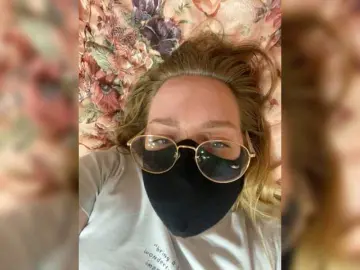 Donut-red  live sex cam