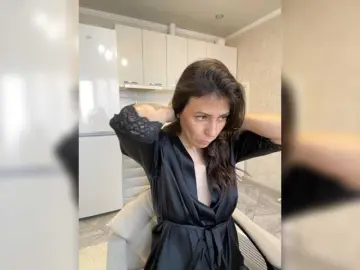 HotyWinter84  live sex cam