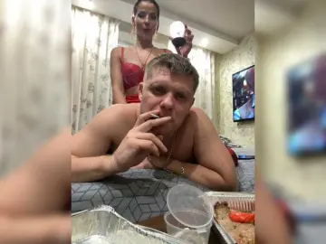 Karolinaart  live sex cam