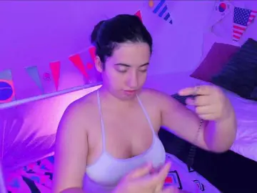 Kriss-Chang  live sex cam