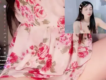 Sari94  live sex cam