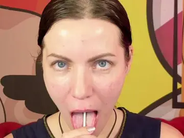 SofieMoon  live sex cam