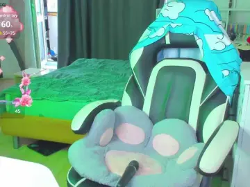 Folinskaayaa  live sex cam