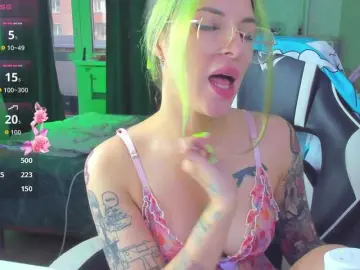 Folinskaayaa  live sex cam