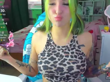 Folinskaayaa  live sex cam