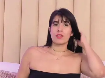 IsisVelvet  live sex cam