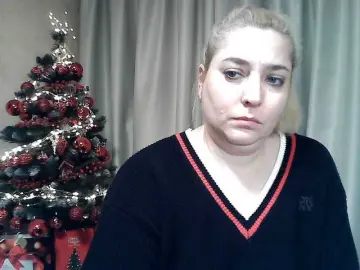 KickaIricka  live sex cam