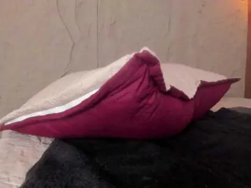 Malu  live sex cam