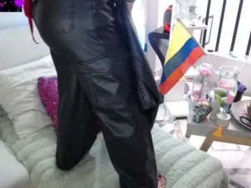 Myrnasexxx  live sex cam