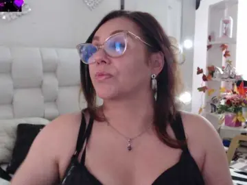 Myrnasexxx  live sex cam