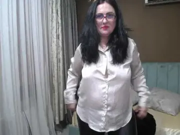 ValerieSmiths  live sex cam