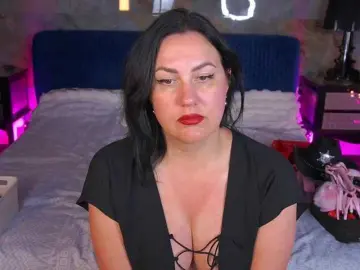 VelvetLuck  live sex cam