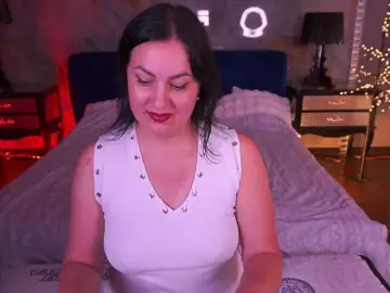 VelvetLuck  live sex cam