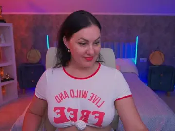 VelvetLuck  live sex cam