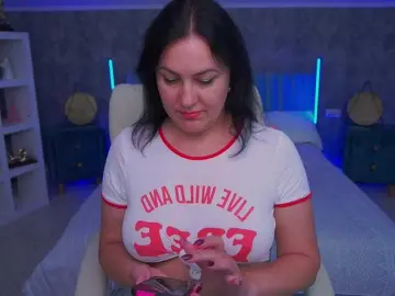VelvetLuck  live sex cam