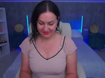 VelvetLuck  live sex cam