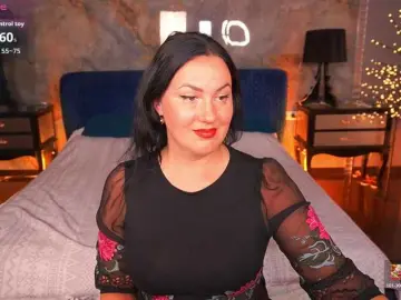 VelvetLuck  live sex cam